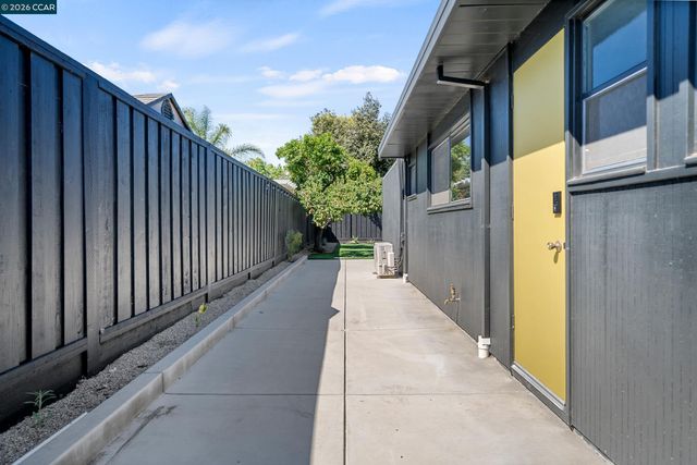 4130 Wilson Ln, Concord, CA 94521