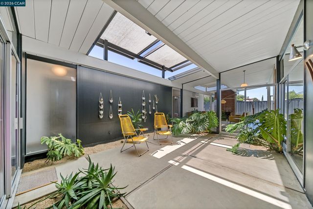 4130 Wilson Ln, Concord, CA 94521