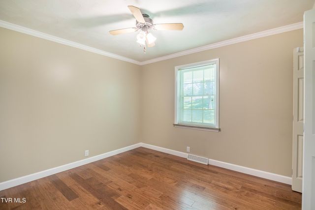 1411 Erwin Highway, Greeneville, TN 37745