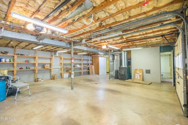 1411 Erwin Highway, Greeneville, TN 37745