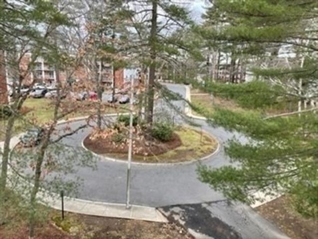 65 Greentree Lane 47, Weymouth, MA 02190
