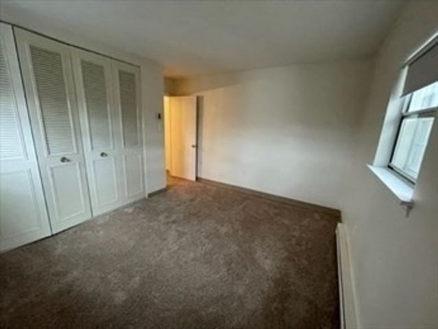65 Greentree Lane 47, Weymouth, MA 02190