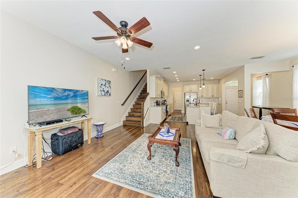 Image 10 of property listing at 7844 52ND TERRACE E, Bradenton, FL 34203