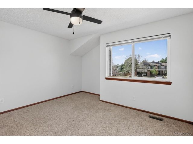 8864 S Indian Creek St, Highlands Ranch, CO 80126