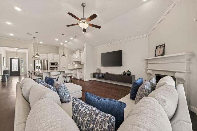 25303 Angelwood Springs Lane, Tomball, TX 77375