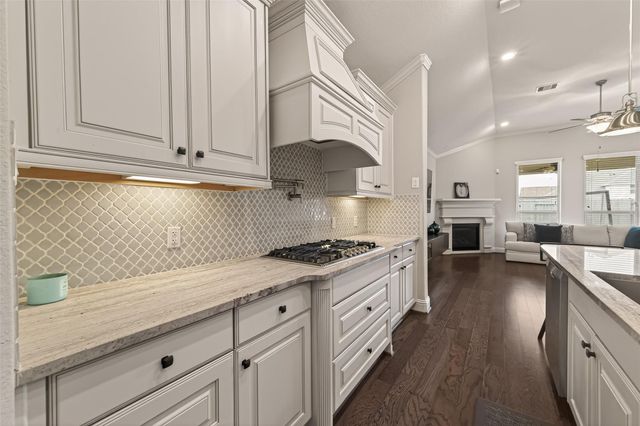 25303 Angelwood Springs Lane, Tomball, TX 77375