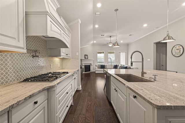 25303 Angelwood Springs Lane, Tomball, TX 77375