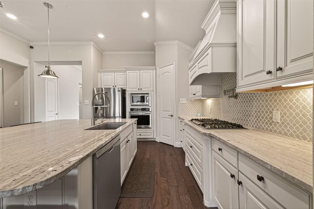 25303 Angelwood Springs Lane, Tomball, TX 77375