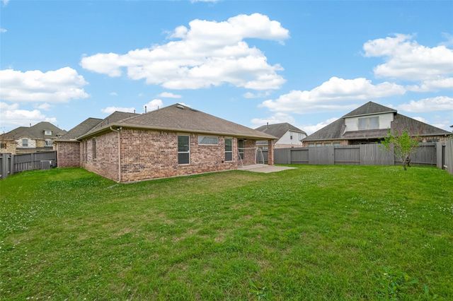 25303 Angelwood Springs Lane, Tomball, TX 77375