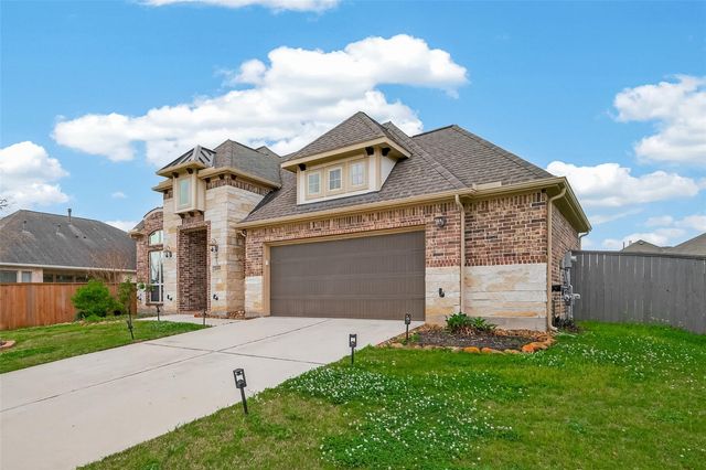 25303 Angelwood Springs Lane, Tomball, TX 77375