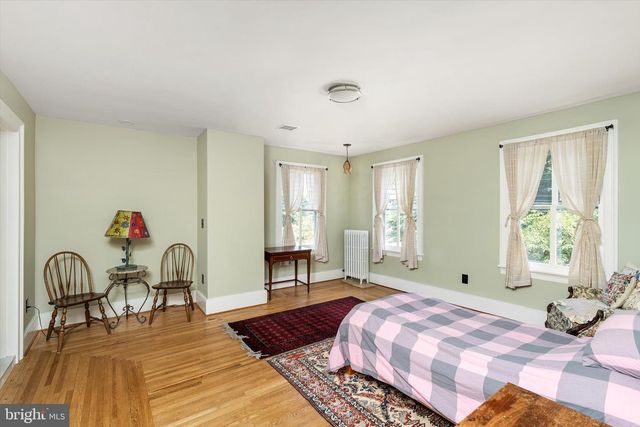 302 S MAIN ST, Hightstown, NJ 08520