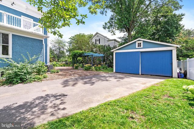 302 S MAIN ST, Hightstown, NJ 08520