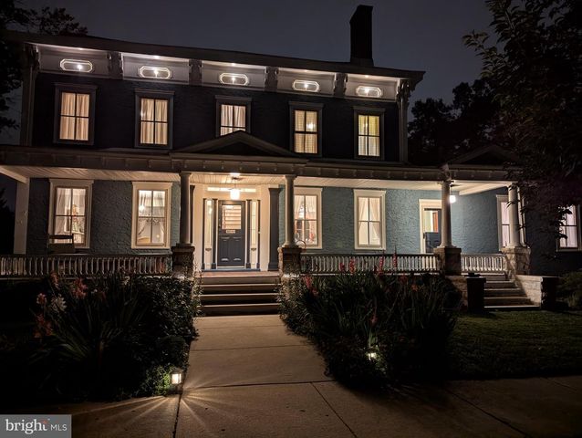 302 S MAIN ST, Hightstown, NJ 08520