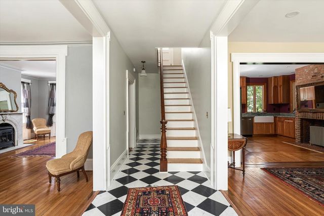 302 S MAIN ST, Hightstown, NJ 08520