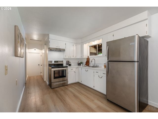 32046 SCAPPOOSE VERNONIA Hwy, Scappoose, OR 97056