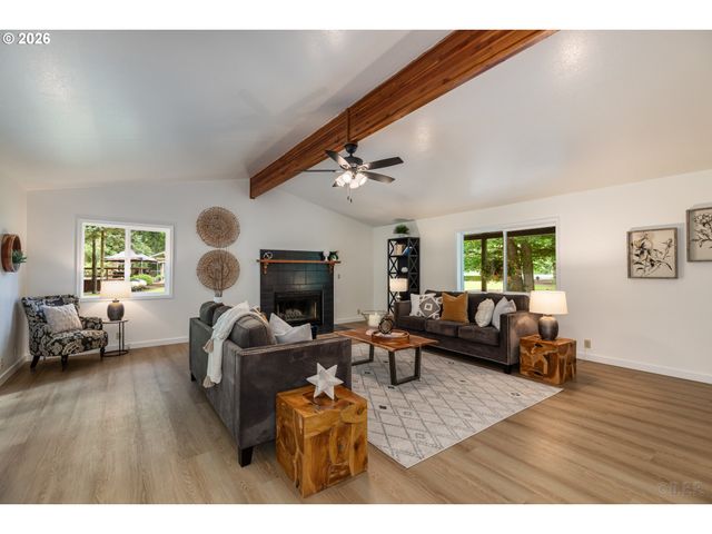 32046 SCAPPOOSE VERNONIA Hwy, Scappoose, OR 97056