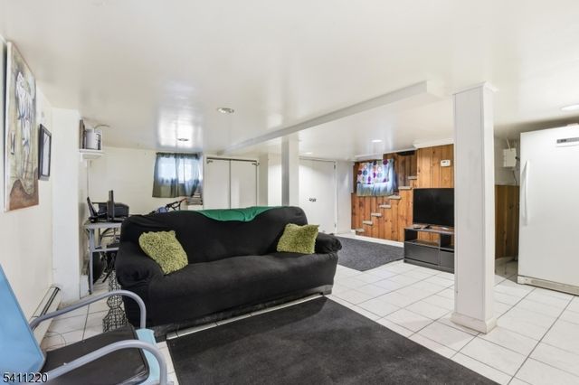 64 Fernwood Rd, Maplewood Twp., NJ 07040