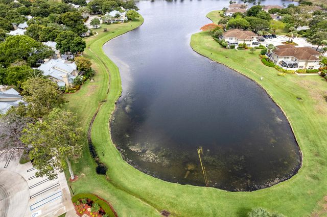 2302 Chadwick Court, Boynton Beach, FL 33436