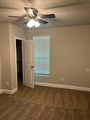 115 W Spruce Street, Whitewright, TX 75491