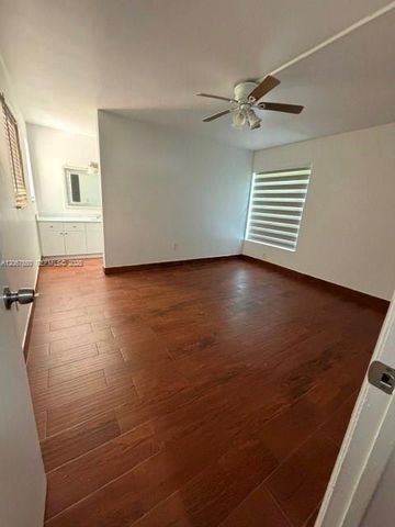 8820 SW 123rd Court L103, Miami, FL 33186