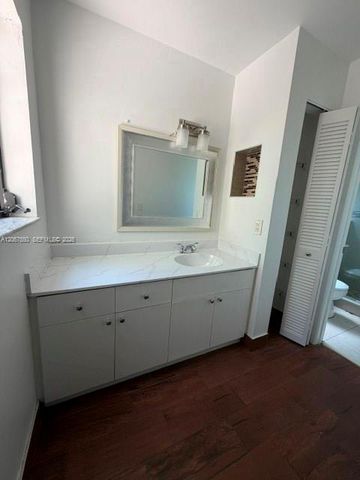 8820 SW 123rd Court L103, Miami, FL 33186
