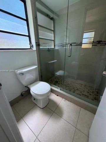 8820 SW 123rd Court L103, Miami, FL 33186