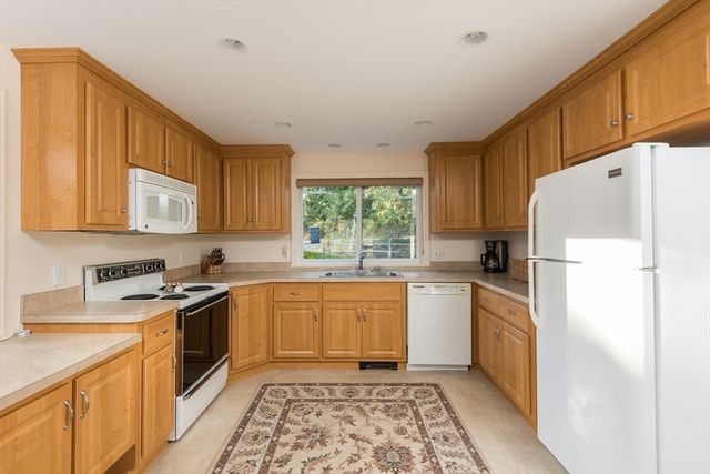 35 Duncan Lane, Chatham, MA 02633