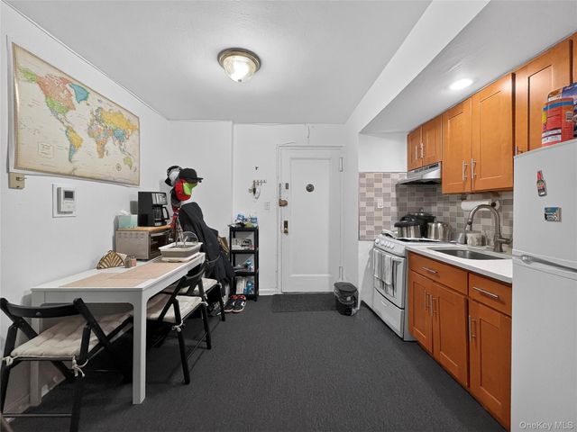 105-24 63rd Drive 4L, Forest Hills, NY 11375