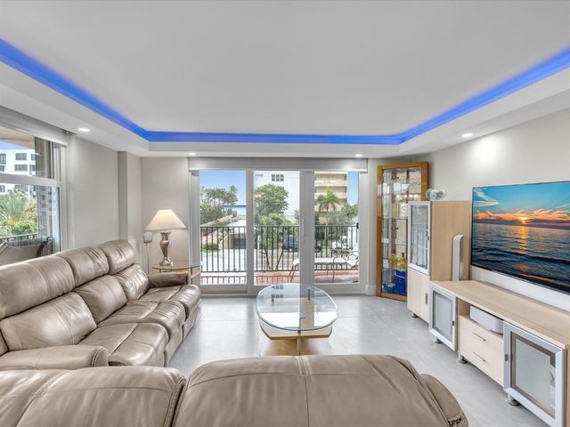 1150 Hillsboro Mile 302, Hillsboro Beach, FL 33062
