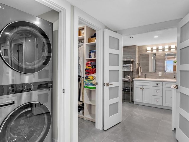 1150 Hillsboro Mile 302, Hillsboro Beach, FL 33062