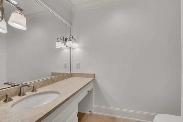 3600 Bowlingate Ln, Nashville, TN 37215