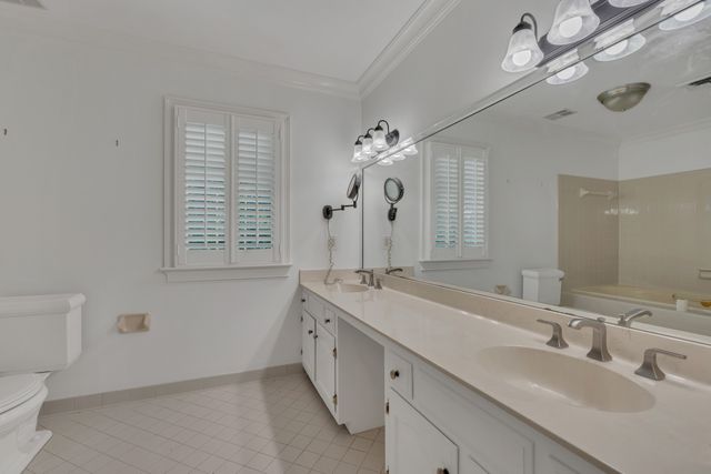 3600 Bowlingate Ln, Nashville, TN 37215