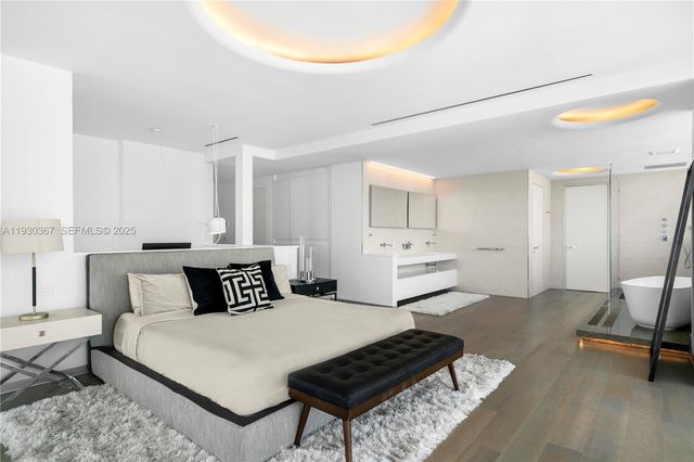 2020 N Bayshore Dr PH4502, Miami, FL 33137