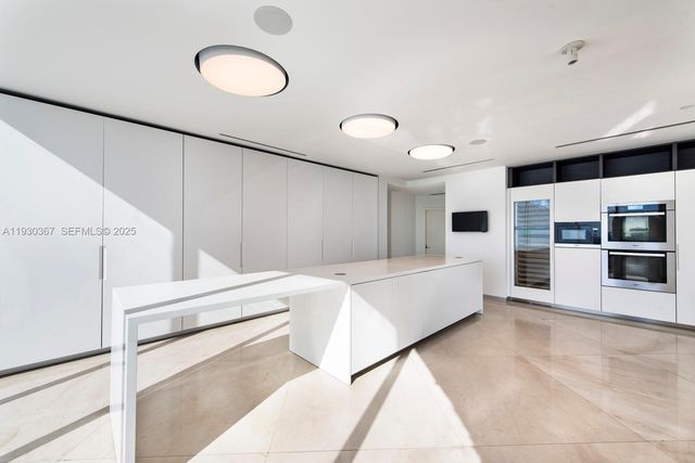 2020 N Bayshore Dr PH4502, Miami, FL 33137