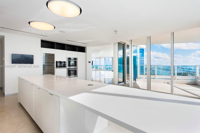 2020 N Bayshore Dr PH4502, Miami, FL 33137