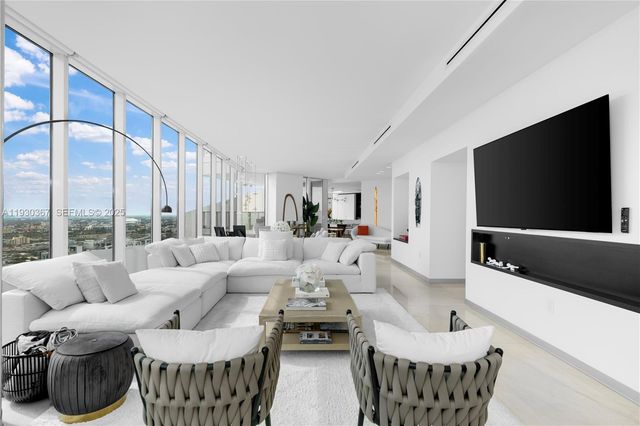 2020 N Bayshore Dr PH4502, Miami, FL 33137