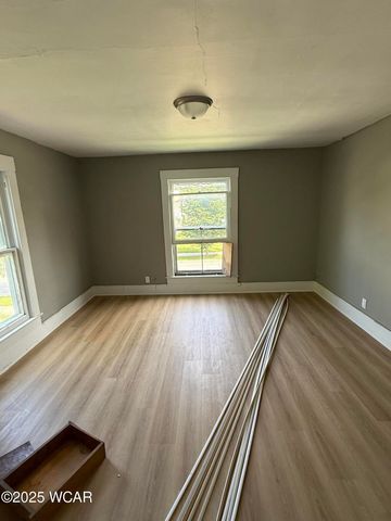 706 E Kibby Street, Lima, OH 45804