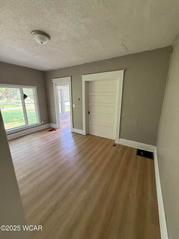 706 E Kibby Street, Lima, OH 45804