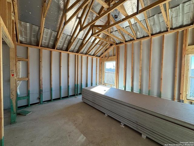 10131 Dew Ridge Way, Schertz, TX 78154