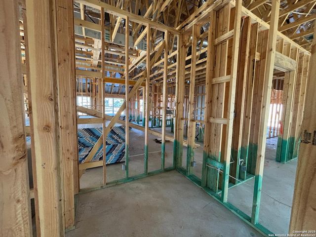 10131 Dew Ridge Way, Schertz, TX 78154