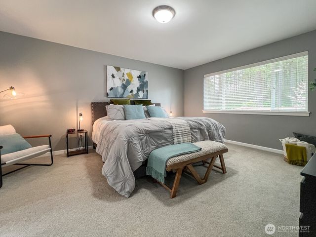 34614 SE Curtis Drive, Snoqualmie, WA 98065
