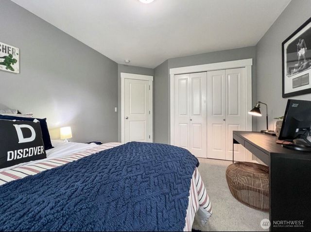 34614 SE Curtis Drive, Snoqualmie, WA 98065