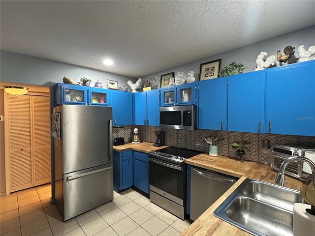 3447 E FORT KING STREET 214, Ocala, FL 34470