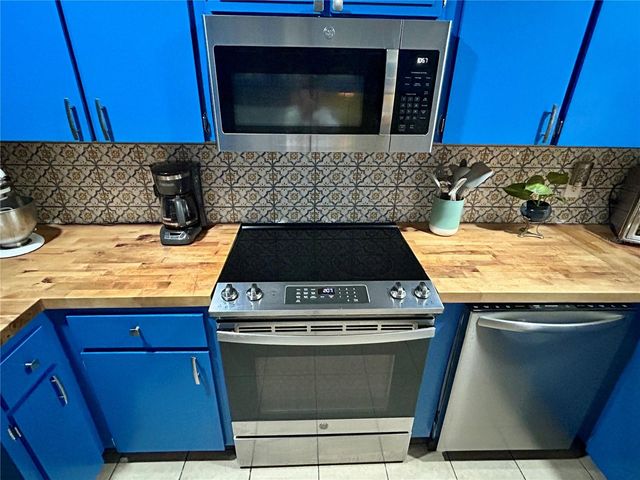 3447 E FORT KING STREET 214, Ocala, FL 34470