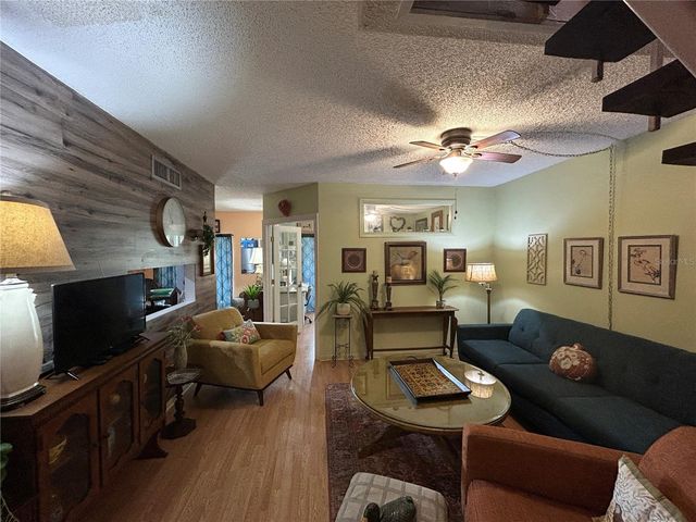 3447 E FORT KING STREET 214, Ocala, FL 34470
