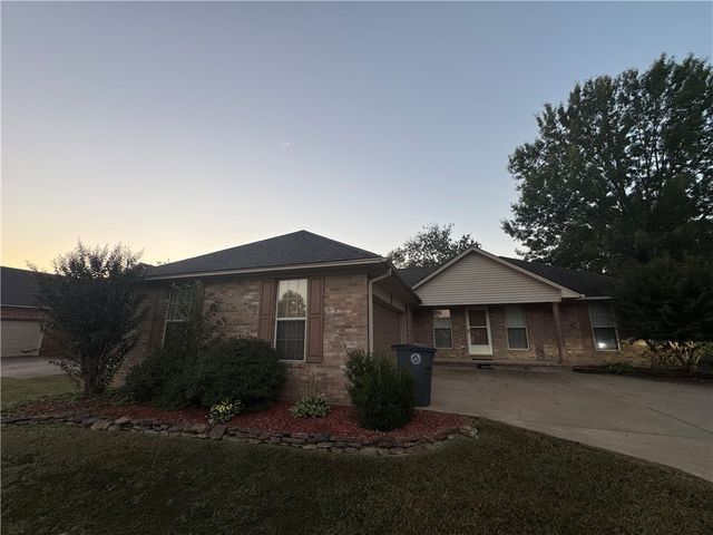 310 N Sawmill Road, Searcy, AR 72143