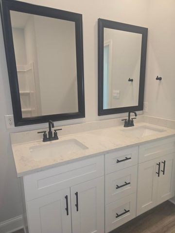 91 Castlewoods Way, Petal, MS 39465