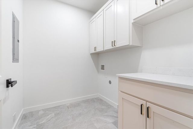 34 Basildon Drive, Bella Vista, AR 72715