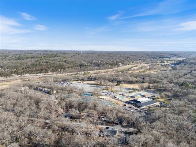 34 Basildon Drive, Bella Vista, AR 72715
