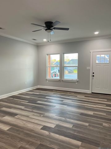 59025 Ww Harleaux St, Plaquemine, LA 70764